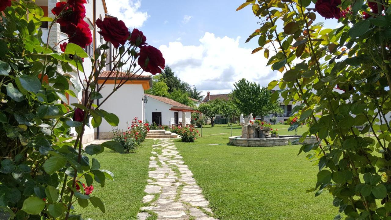 Villa Linet Funtana Exterior photo